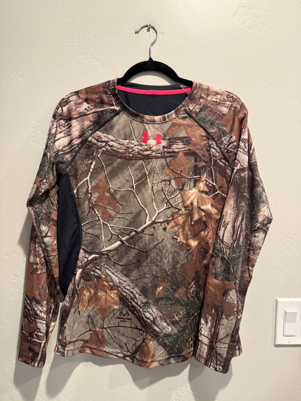 Under Armour Camo Long Sleeve Performance Top - Brown/Green with Pink Logo
